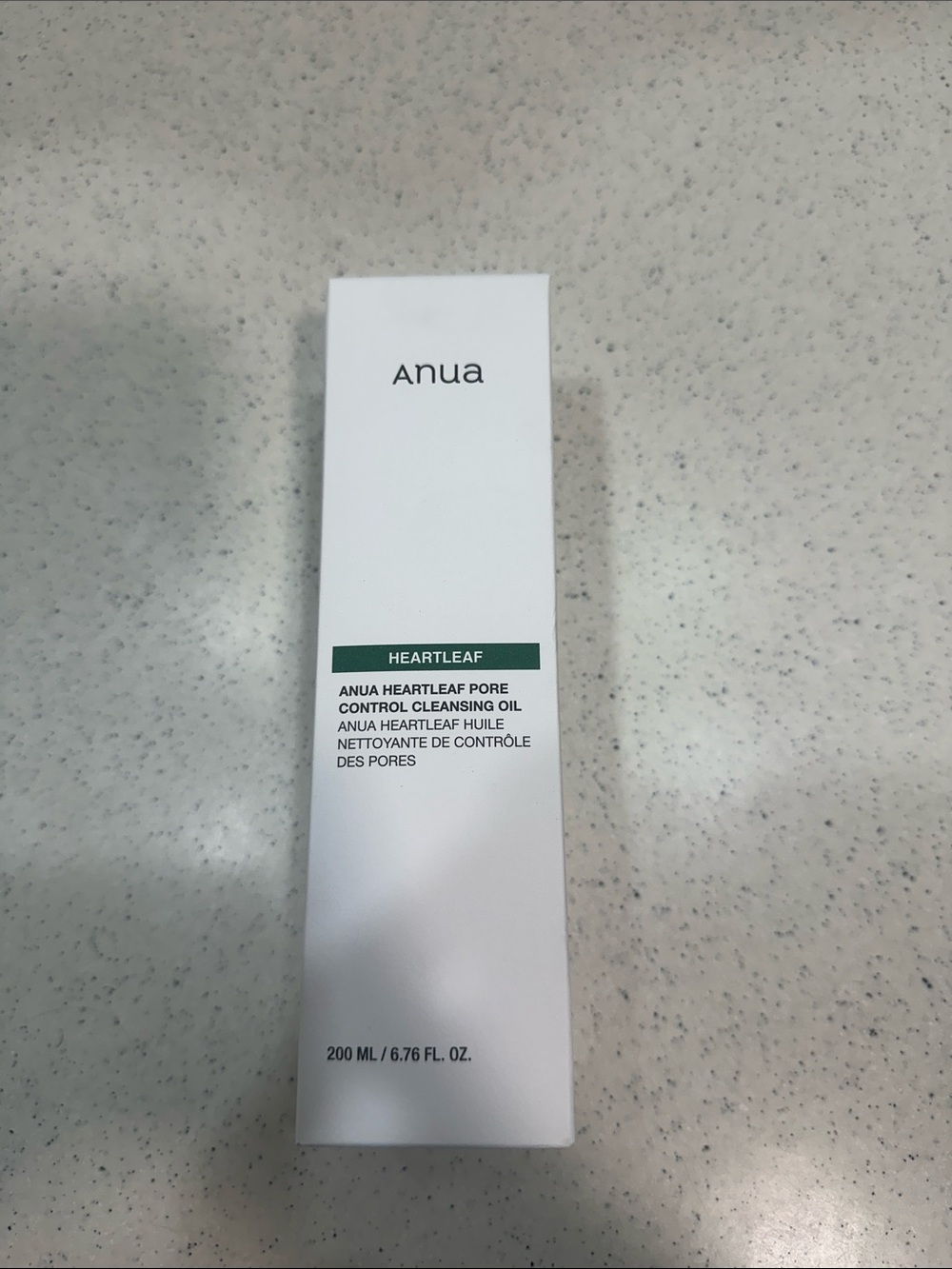 Anua Heartleaf Pore Control Cleansing Oil — White & Green